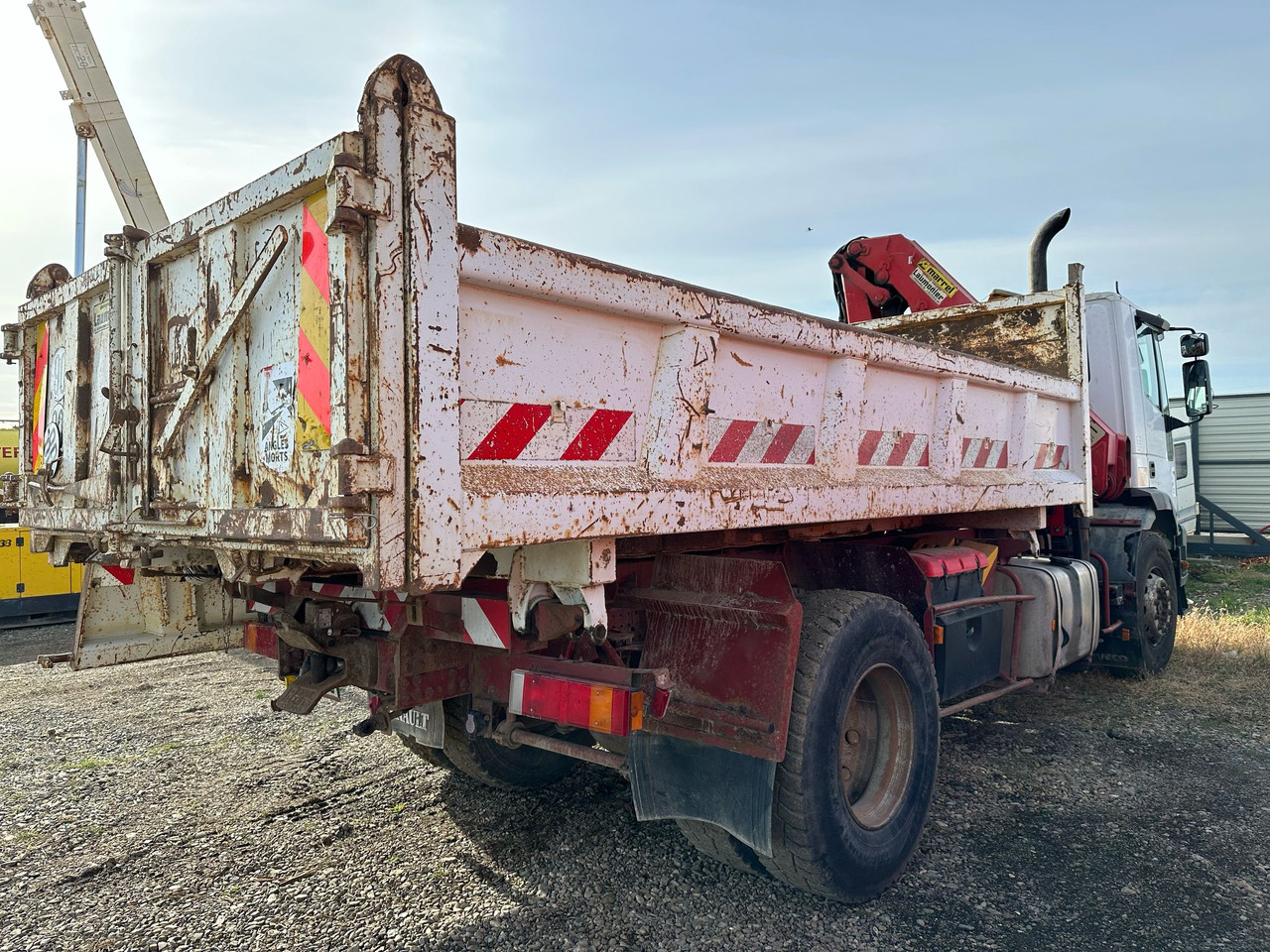 IVECO EUROTRAKKER TIPPER - قلابات: صور 5 IVECO EUROTRAKKER TIPPER - قلابات: صور 5