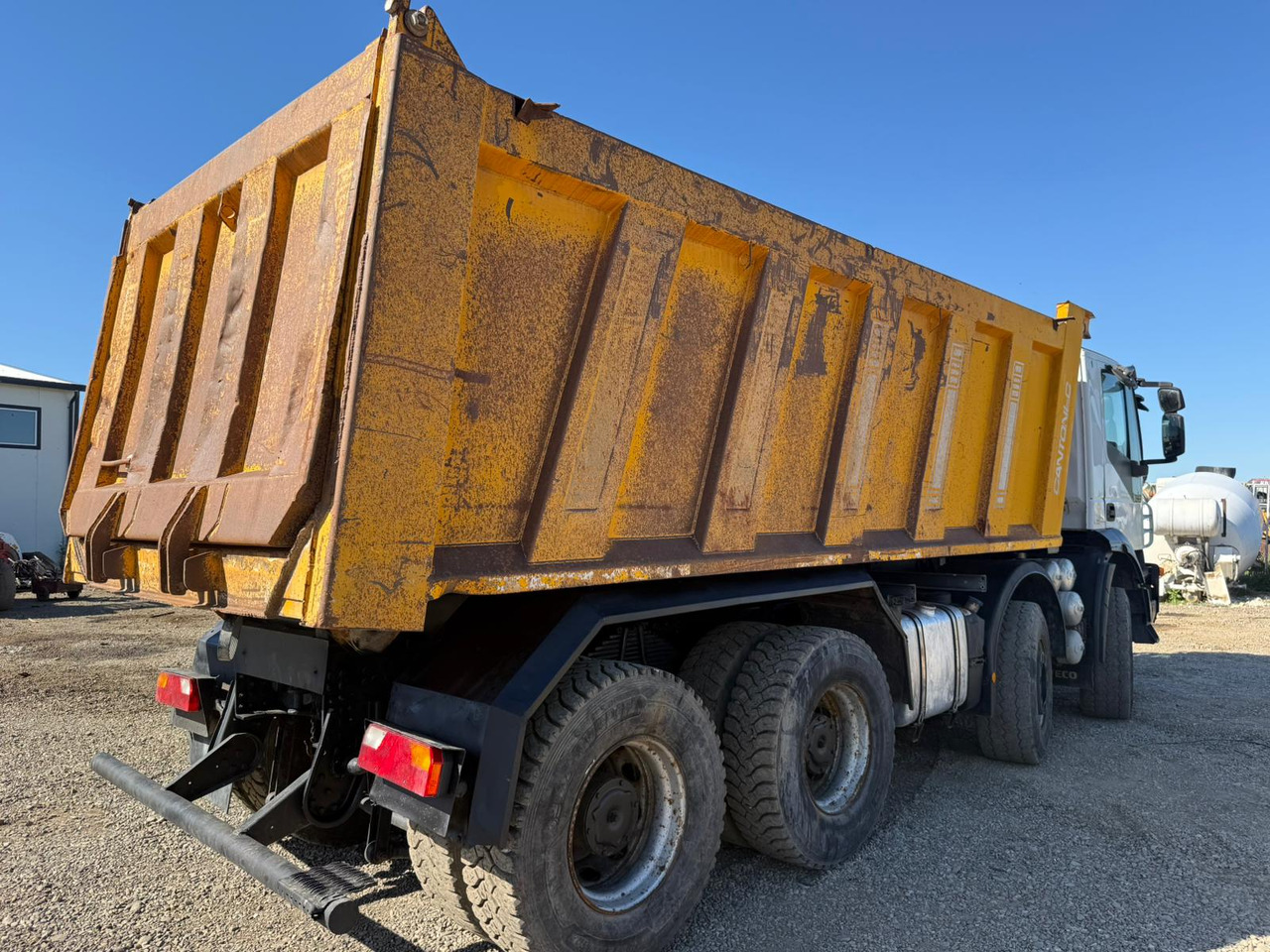 IVECO TRAKKER TIPPER - قلابات: صور 3 IVECO TRAKKER TIPPER - قلابات: صور 3
