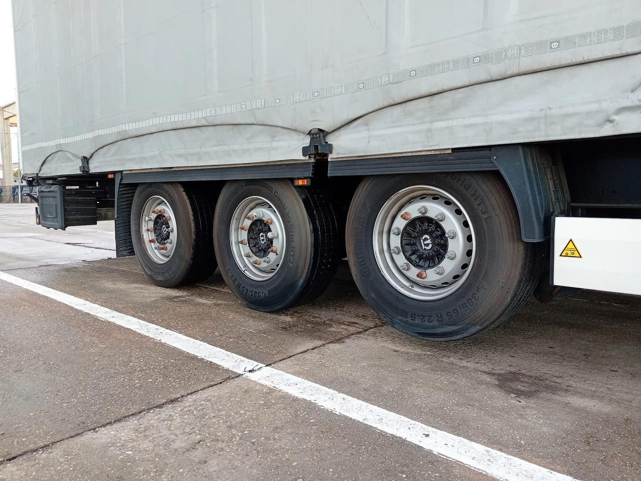 Krone Sliding Tarpaulin Semi-trailer Standard, TOP ! - الخيمة نصف مقطورة: صور 2 Krone Sliding Tarpaulin Semi-trailer Standard, TOP ! - الخيمة نصف مقطورة: صور 2