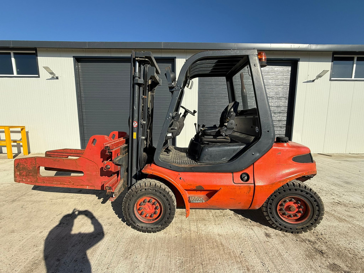 LINDE H40 STACKER - رافعة شوكية ديزل: صور 3 LINDE H40 STACKER - رافعة شوكية ديزل: صور 3