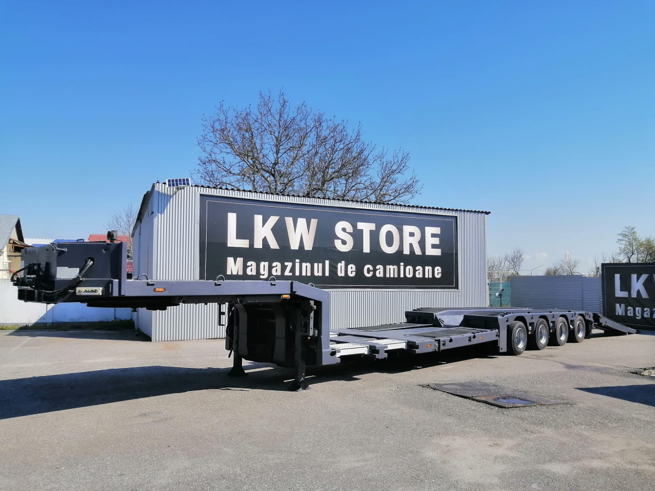 Langendorf Trailer-Tiefbett, 4 Axe, 59 to, extension, TOP !!! - عربة مسطحة منخفضة نصف مقطورة: صور 1 Langendorf Trailer-Tiefbett, 4 Axe, 59 to, extension, TOP !!! - عربة مسطحة منخفضة نصف مقطورة: صور 1