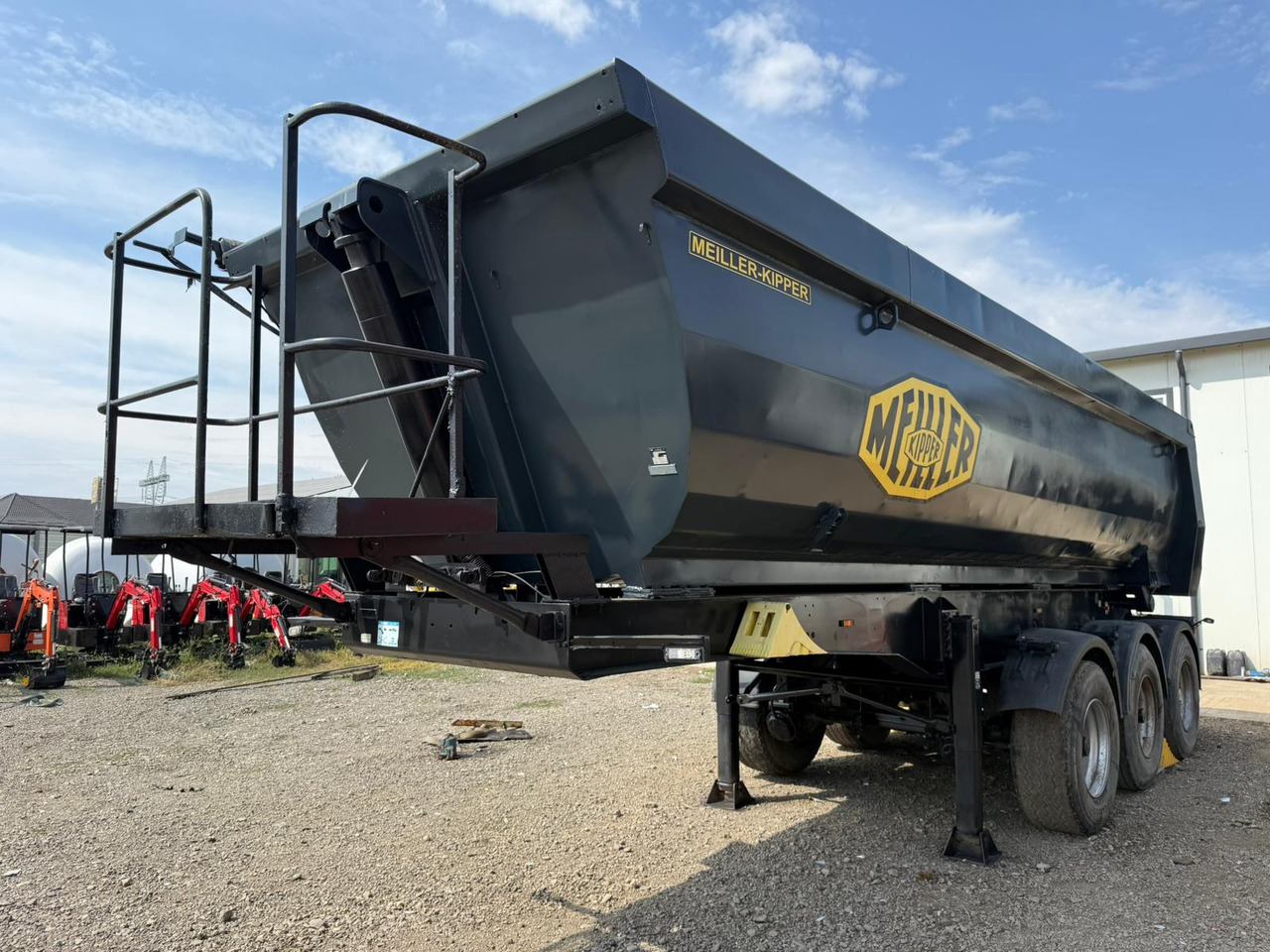 MEILLER TIPPER SEMI-TRAILER - قلابة نصف مقطورة: صور 2 MEILLER TIPPER SEMI-TRAILER - قلابة نصف مقطورة: صور 2