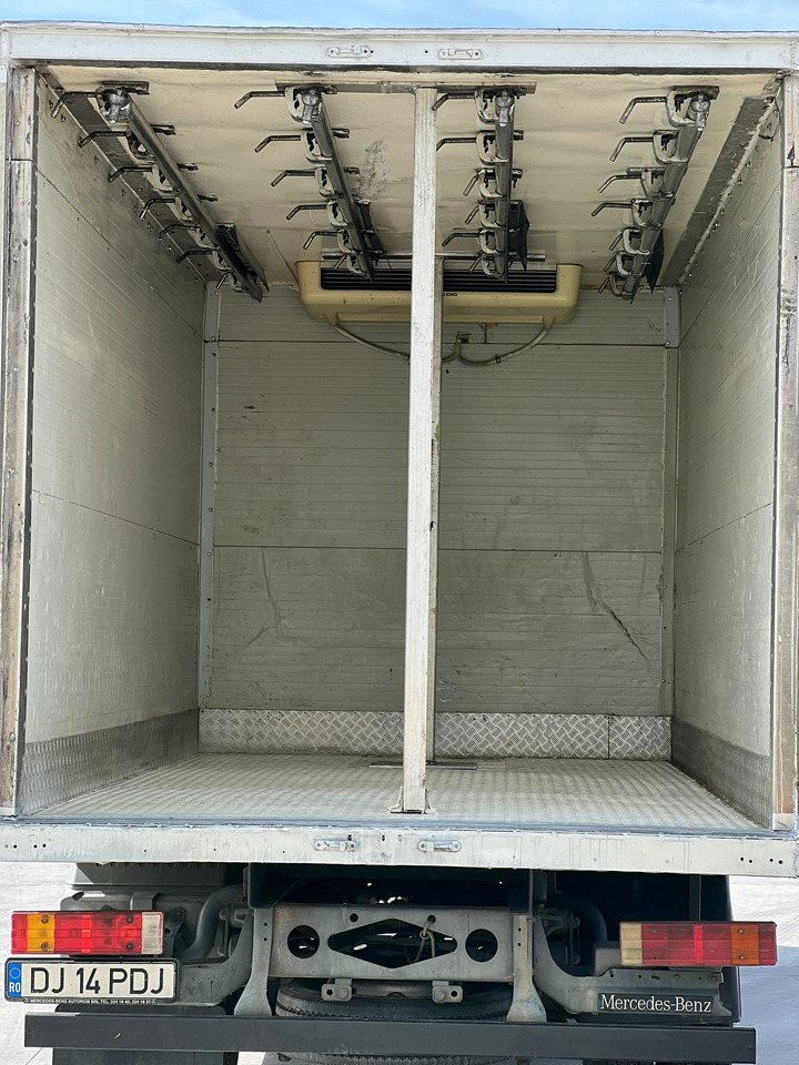 Mercedes-Benz Atego 10.15 Thermo King -20 C, Meat on hooks transport - مبردة شاحنة: صور 5 Mercedes-Benz Atego 10.15 Thermo King -20 C, Meat on hooks transport - مبردة شاحنة: صور 5