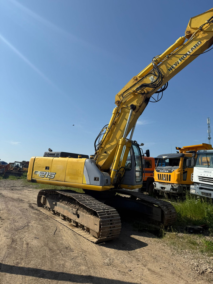 NEW HOLLAND E 215 EXCAVATOR - حفارات زحافة: صور 4 NEW HOLLAND E 215 EXCAVATOR - حفارات زحافة: صور 4