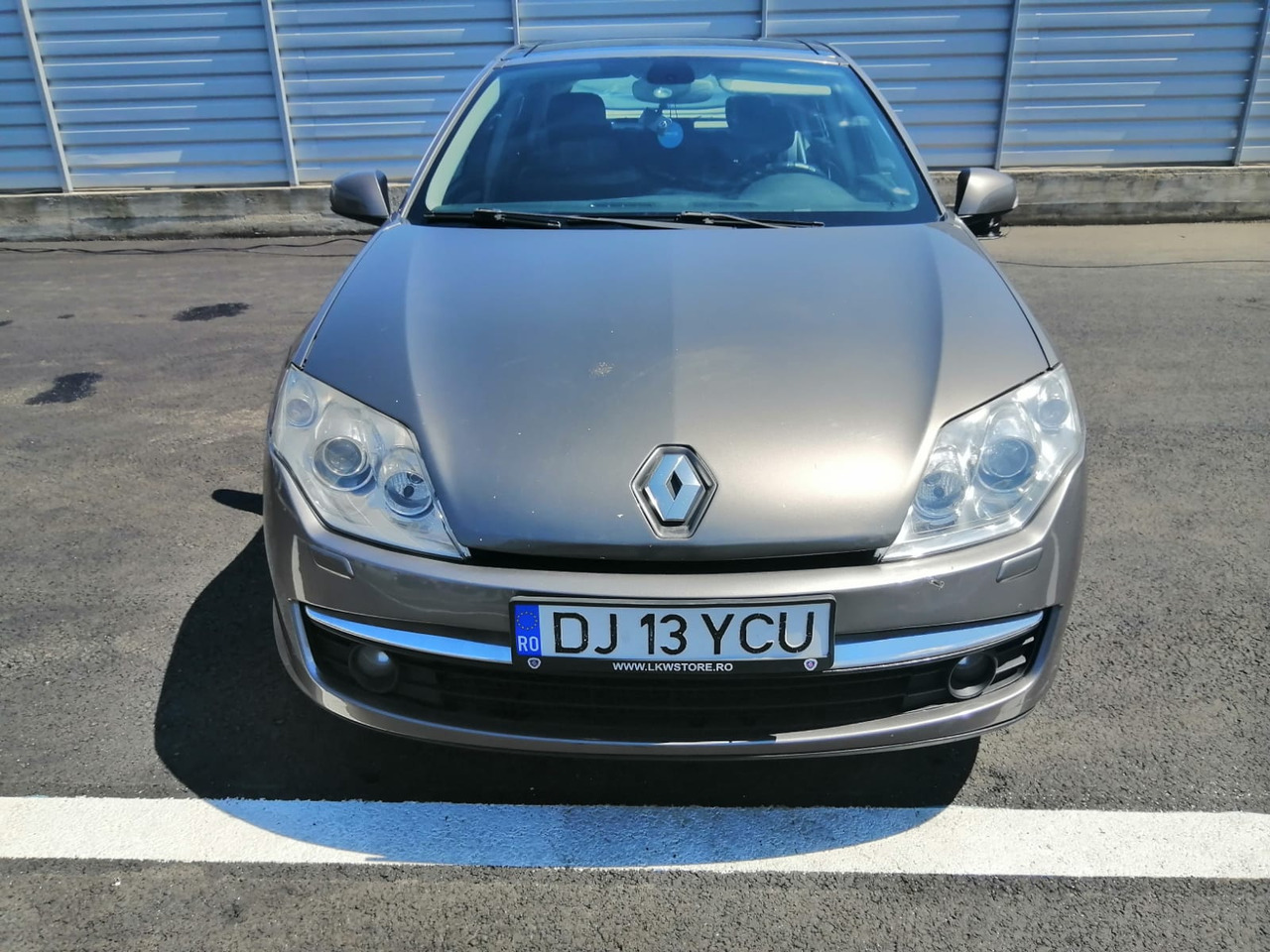 RENAULT LAGUNA 3 HATCHBACK - سيارة: صور 2 RENAULT LAGUNA 3 HATCHBACK - سيارة: صور 2