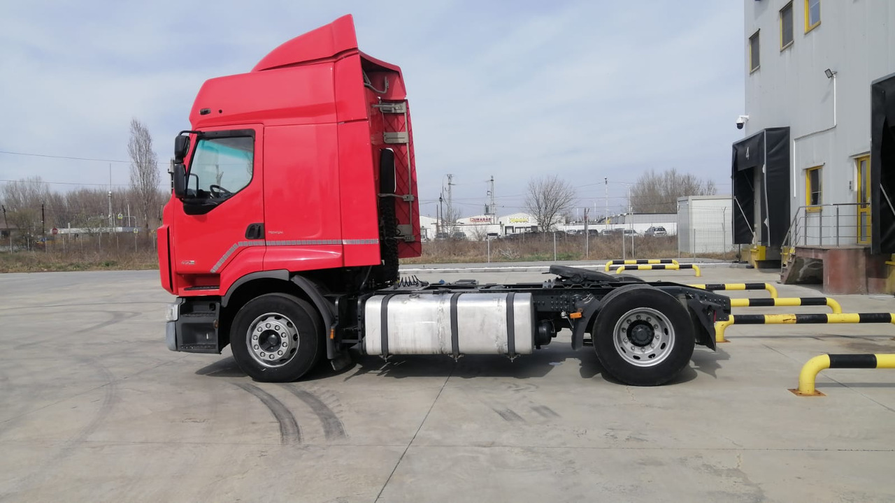 Renault PREMIUM 450 DXI, Manual ZF - شاحنة جرار: صور 4 Renault PREMIUM 450 DXI, Manual ZF - شاحنة جرار: صور 4