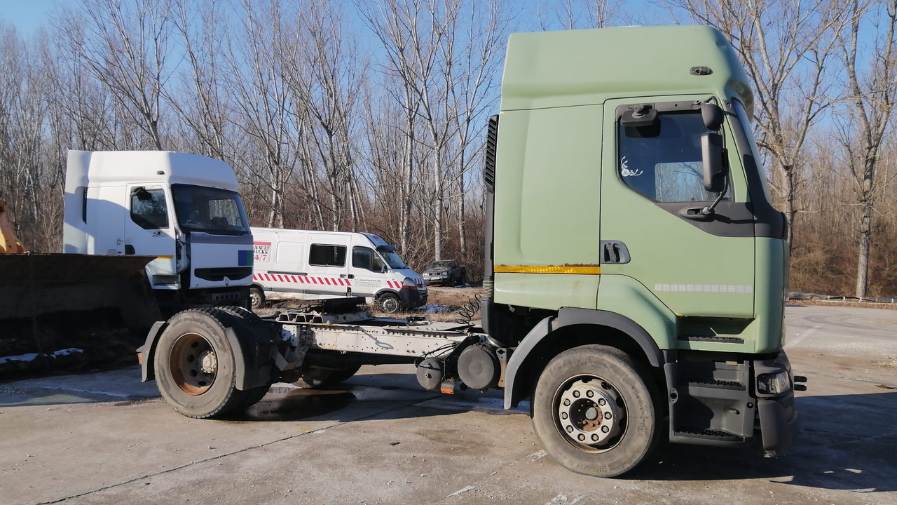 Renault Premium 420 DCI Standard Tractor, Manual ZF - شاحنة جرار: صور 2 Renault Premium 420 DCI Standard Tractor, Manual ZF - شاحنة جرار: صور 2