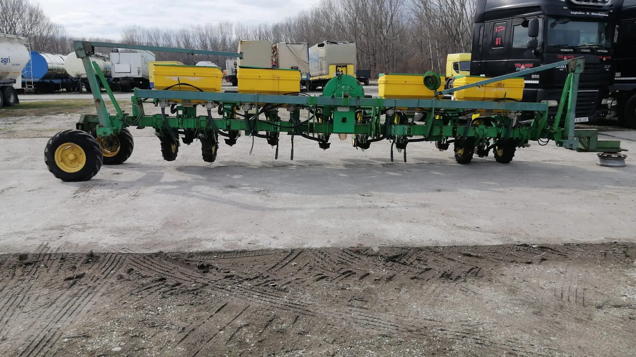SFOGGIA GAMA PLUS 12/9m/12 Rows Seeding Machine - وضع البذور فى خطوط: صور 2 SFOGGIA GAMA PLUS 12/9m/12 Rows Seeding Machine - وضع البذور فى خطوط: صور 2