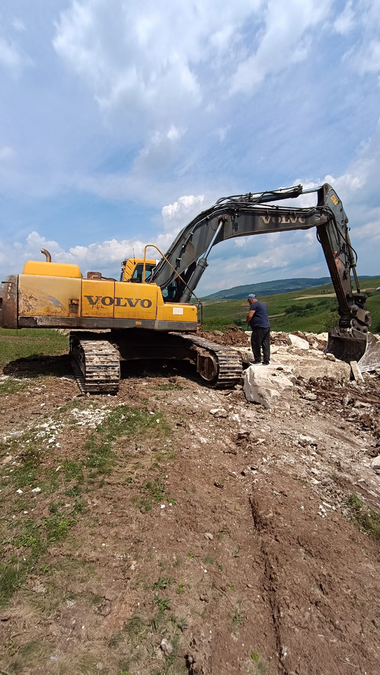 حفارات زحافة VOLVO EC 360 EXCAVATOR: صور 12