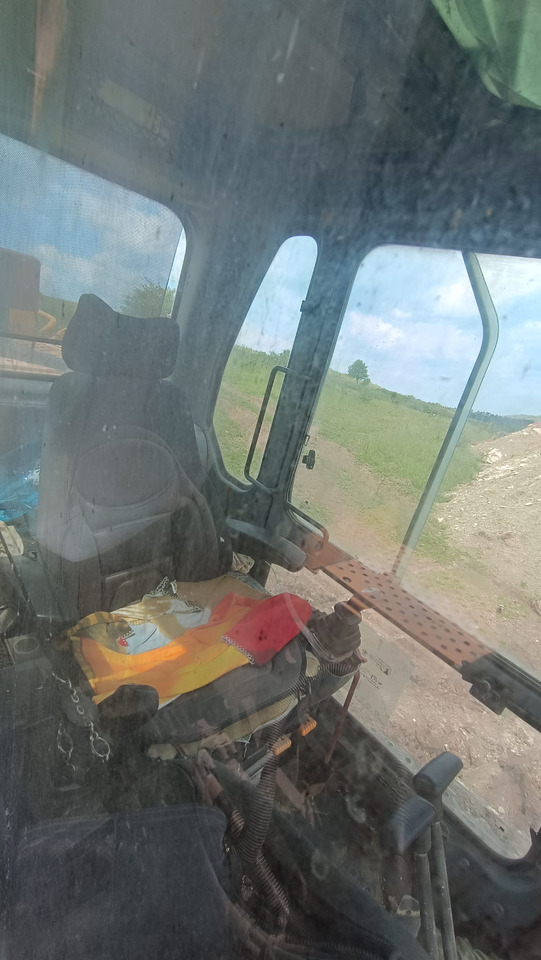 حفارات زحافة VOLVO EC 360 EXCAVATOR: صور 8