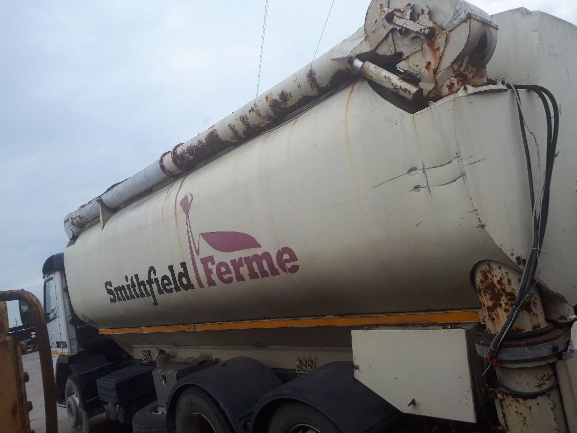 VOLVO FM12 Animal Feed Tank Truck - شاحنة صهريج: صور 4 VOLVO FM12 Animal Feed Tank Truck - شاحنة صهريج: صور 4