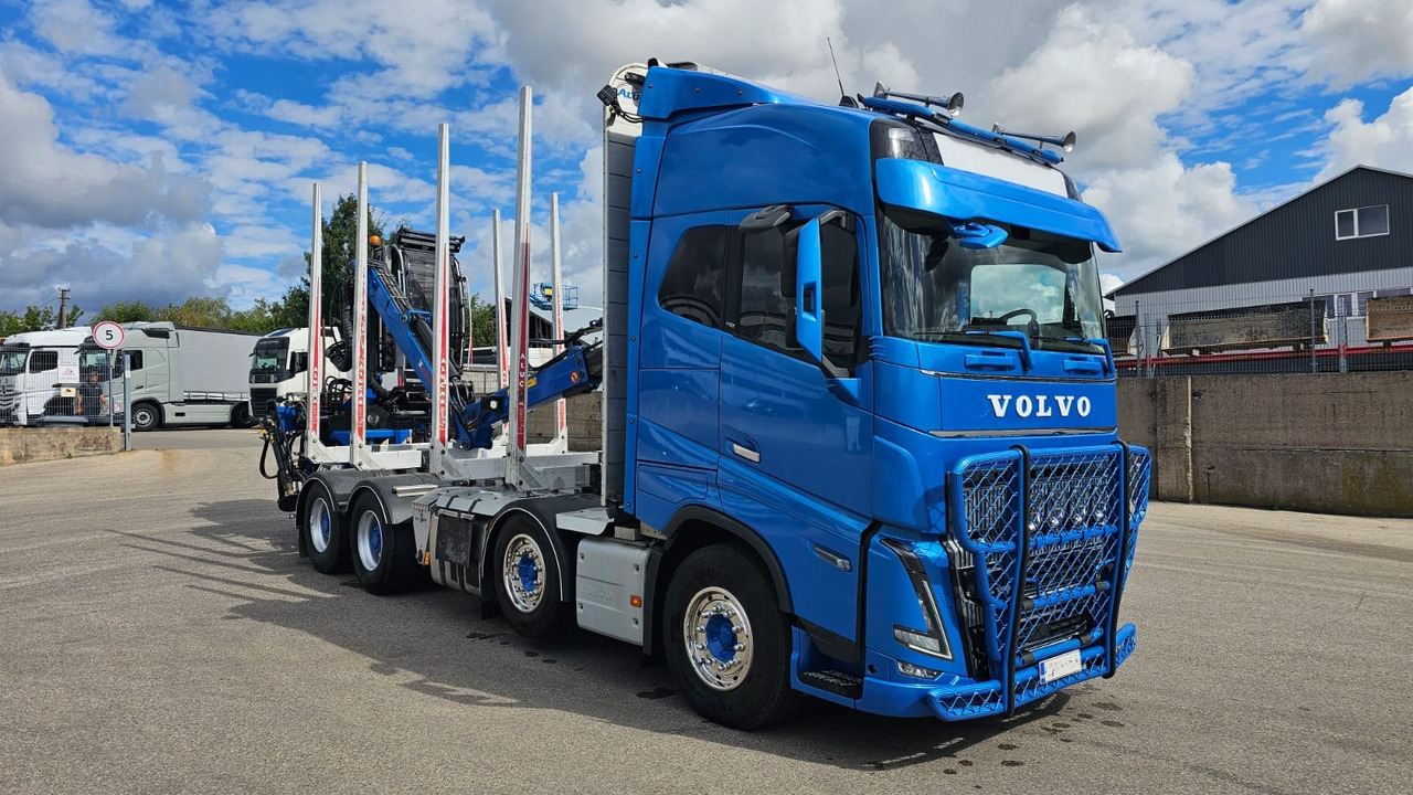 Volvo FH 750 Timber Truck - شاحنة قطع الأشجار, شاحنة كرين: صور 5 Volvo FH 750 Timber Truck - شاحنة قطع الأشجار, شاحنة كرين: صور 5