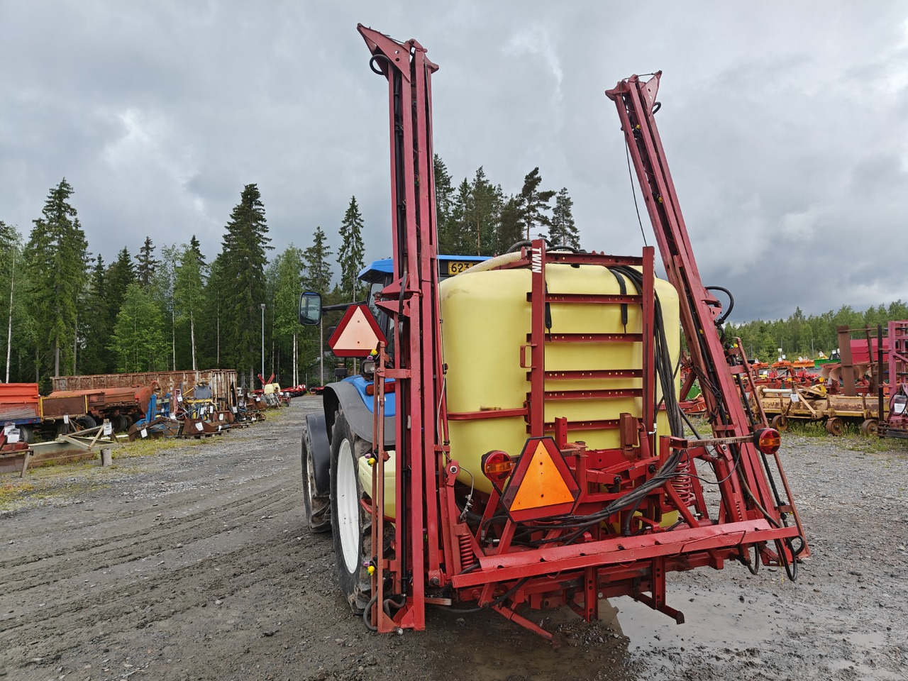 HARDI Hardi Master 1200L - 15-18m - Katsastettu - Kasvinsuojeluruisku - آلة الرش: صور 2 HARDI Hardi Master 1200L - 15-18m - Katsastettu - Kasvinsuojeluruisku - آلة الرش: صور 2