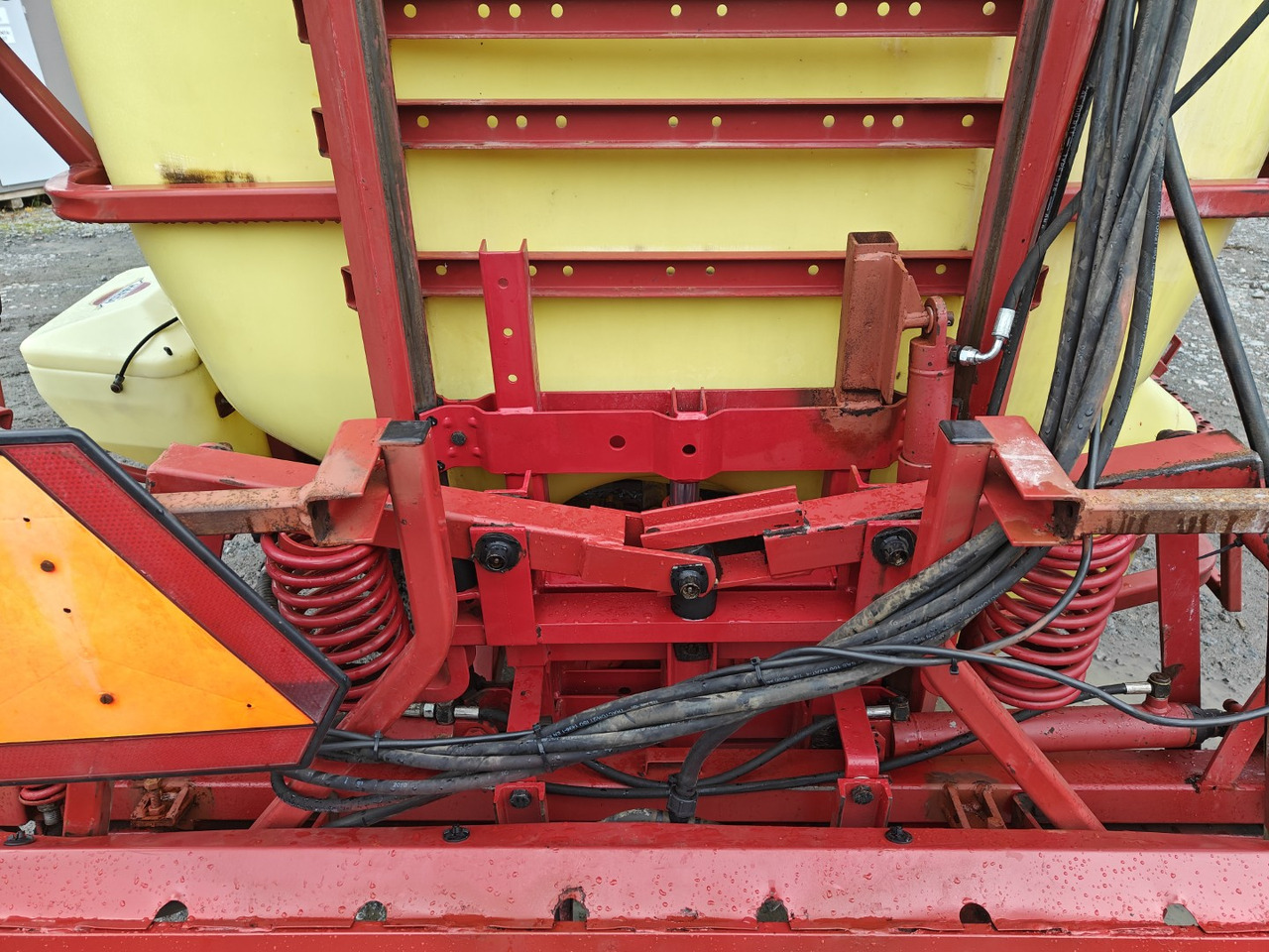 HARDI Hardi Master 1200L - 15-18m - Katsastettu - Kasvinsuojeluruisku - آلة الرش: صور 5 HARDI Hardi Master 1200L - 15-18m - Katsastettu - Kasvinsuojeluruisku - آلة الرش: صور 5