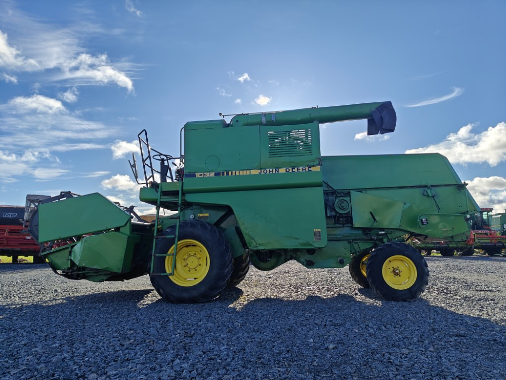 JOHN DEERE 1032 - حصادة شاملة: صور 2 JOHN DEERE 1032 - حصادة شاملة: صور 2