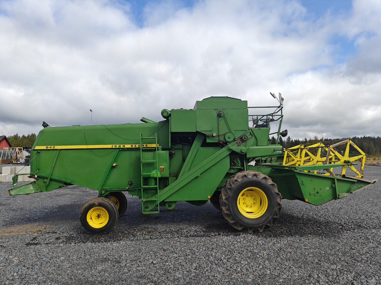 JOHN DEERE 942 - حصادة شاملة: صور 4 JOHN DEERE 942 - حصادة شاملة: صور 4