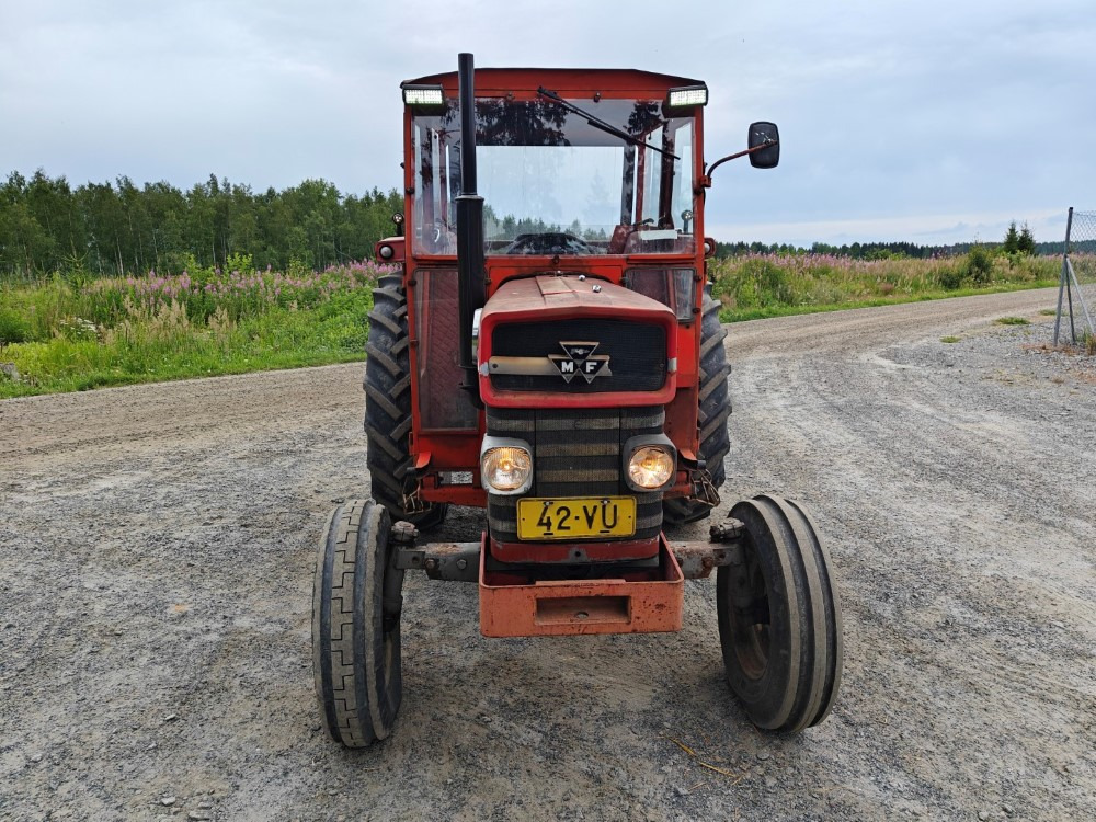 MASSEY FERGUSON 165S traktori, katso video! - جرار: صور 4 MASSEY FERGUSON 165S traktori, katso video! - جرار: صور 4