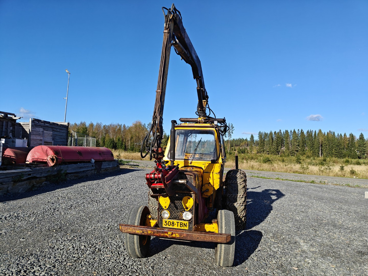 MASSEY FERGUSON 50R Kärppä - Metsätraktoripaketti - جرار: صور 3 MASSEY FERGUSON 50R Kärppä - Metsätraktoripaketti - جرار: صور 3