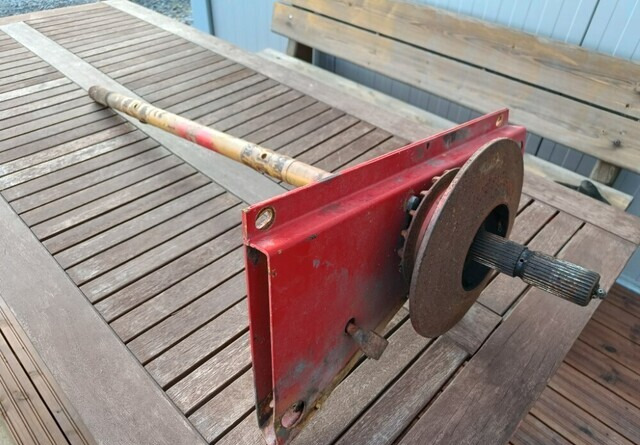 Massey Ferguson 16 pääakseli puimuriin - قطع الغيار - حصادة شاملة: صور 3 Massey Ferguson 16 pääakseli puimuriin - قطع الغيار - حصادة شاملة: صور 3