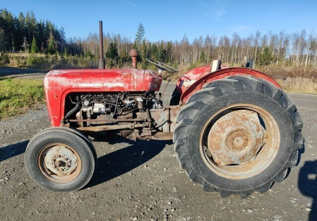 Massey Ferguson 35 - rekisterissä - KATSO VIDEO - جرار: صور 2 Massey Ferguson 35 - rekisterissä - KATSO VIDEO - جرار: صور 2