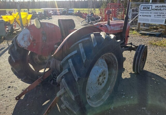 Massey Ferguson 35 - rekisterissä - KATSO VIDEO - جرار: صور 5 Massey Ferguson 35 - rekisterissä - KATSO VIDEO - جرار: صور 5