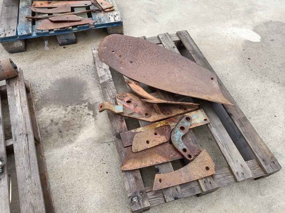 Överum CV398H Paluuauran purkuosia - محراث: صور 4 Överum CV398H Paluuauran purkuosia - محراث: صور 4