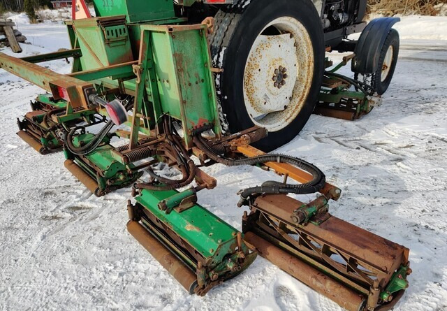 Ransomes kelaleikkuri 465cm hydraulinen, katso video - التقطيع جزازة: صور 2 Ransomes kelaleikkuri 465cm hydraulinen, katso video - التقطيع جزازة: صور 2