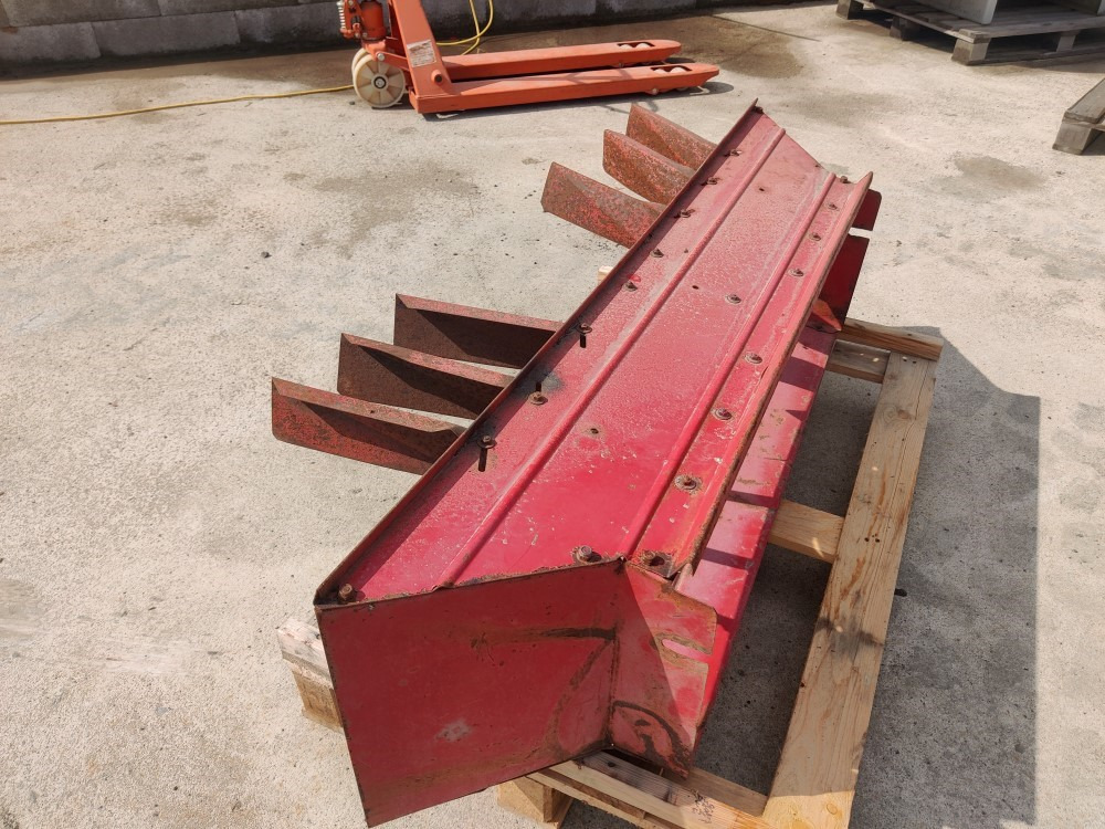 Sampo 410 silppurin takapelti  - قطع الغيار - حصادة شاملة: صور 2 Sampo 410 silppurin takapelti  - قطع الغيار - حصادة شاملة: صور 2