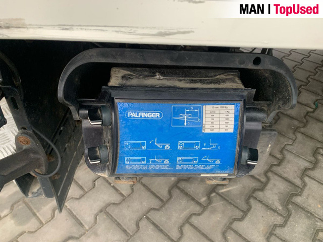 MAN TGL 12.220 4X2 BL skříň čelo - بصندوق مغلق شاحنة: صور 2 MAN TGL 12.220 4X2 BL skříň čelo - بصندوق مغلق شاحنة: صور 2
