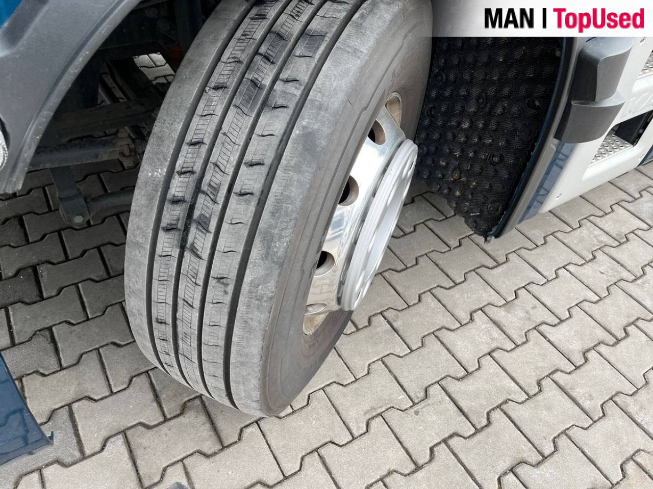 MAN TGX 18.440 4x2 BL SA RETARDER - شاحنة جرار: صور 3 MAN TGX 18.440 4x2 BL SA RETARDER - شاحنة جرار: صور 3