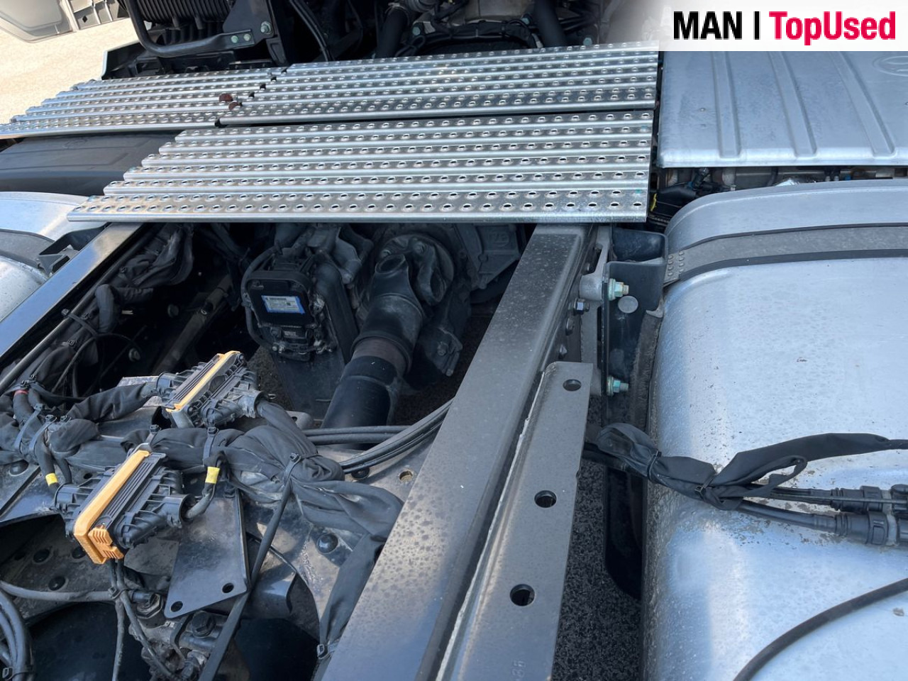 MAN TGX 18.470 4x2 BL SA Euro6 Retarder Klima ZV - شاحنة جرار: صور 4 MAN TGX 18.470 4x2 BL SA Euro6 Retarder Klima ZV - شاحنة جرار: صور 4