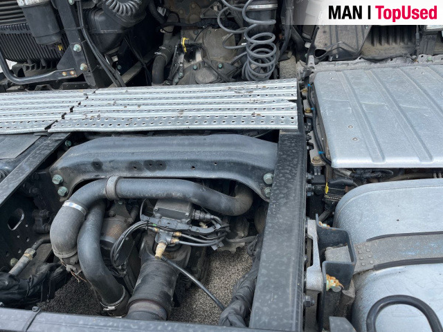 MAN TGX 18.470 4x2 LL SA Euro6 Retarder Klima ZV - شاحنة جرار: صور 4 MAN TGX 18.470 4x2 LL SA Euro6 Retarder Klima ZV - شاحنة جرار: صور 4