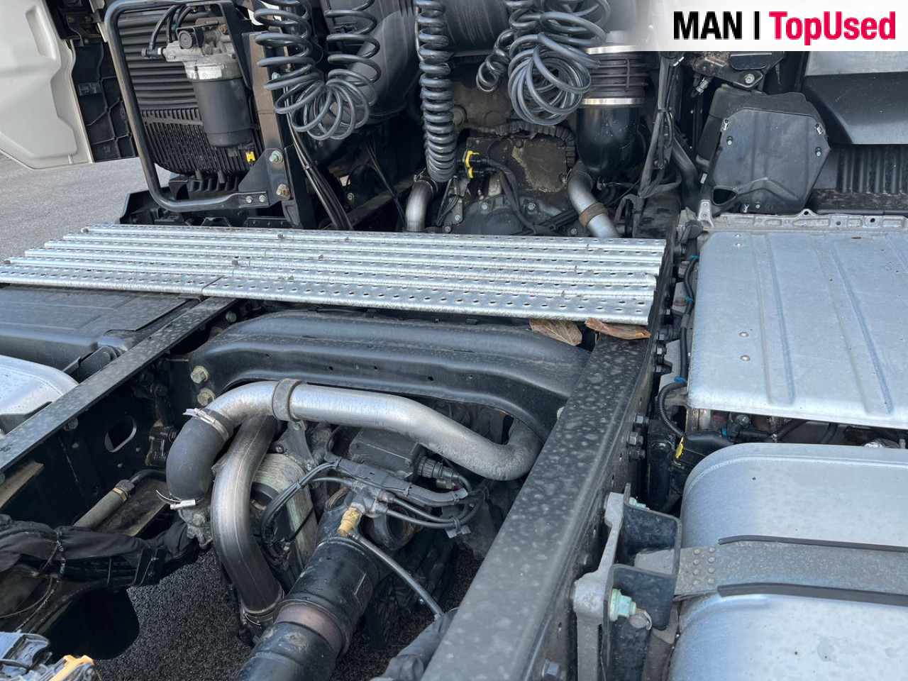 MAN TGX 18.510 4x2 LL SA Euro6 Retarder Klima ZV - شاحنة جرار: صور 4 MAN TGX 18.510 4x2 LL SA Euro6 Retarder Klima ZV - شاحنة جرار: صور 4