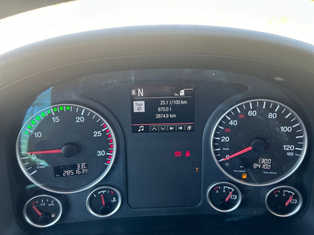 MAN TGX 26.470 6X2-4 BL tandem - شاحنة ستارة: صور 5 MAN TGX 26.470 6X2-4 BL tandem - شاحنة ستارة: صور 5