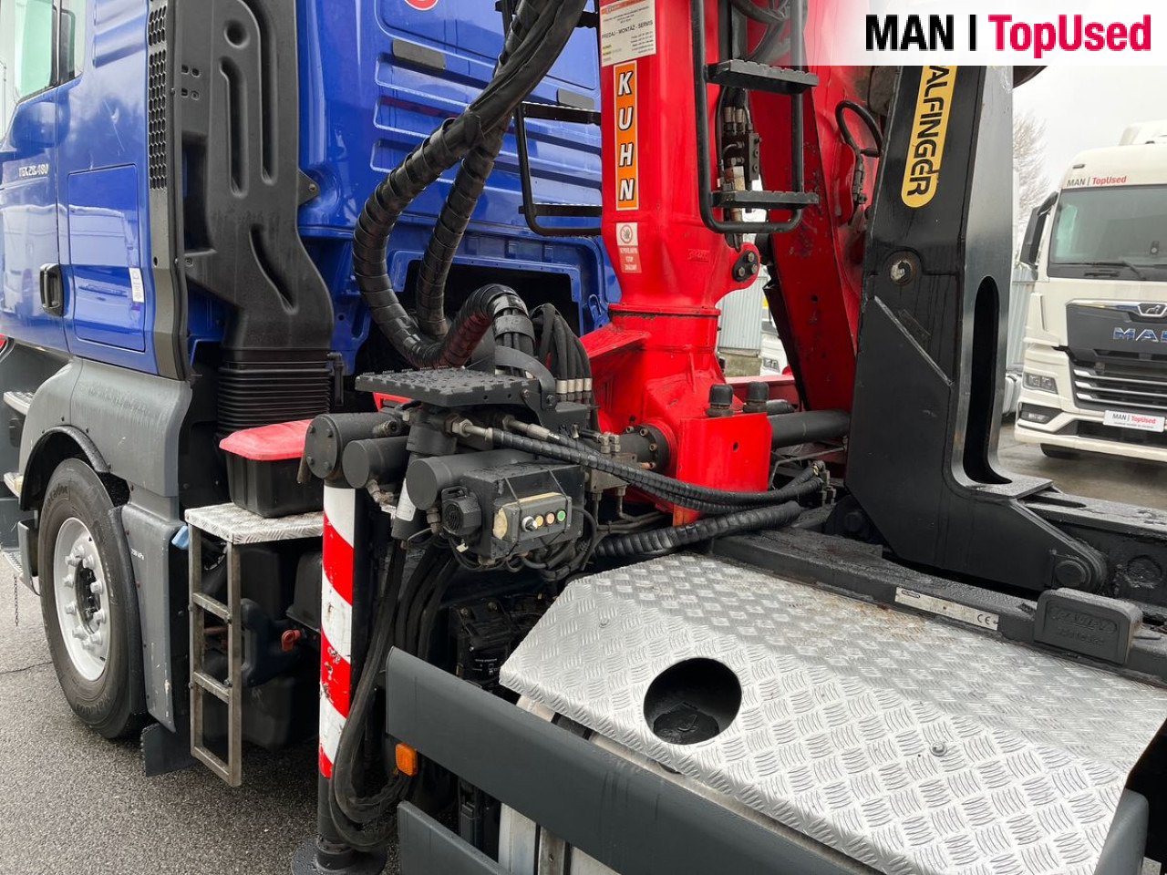 MAN TGX 28.480 6X2-2 BL Euro6 Intarder Klima AHK ZV - شاحنة كرين, شاحنة ذات الخطاف: صور 4 MAN TGX 28.480 6X2-2 BL Euro6 Intarder Klima AHK ZV - شاحنة كرين, شاحنة ذات الخطاف: صور 4