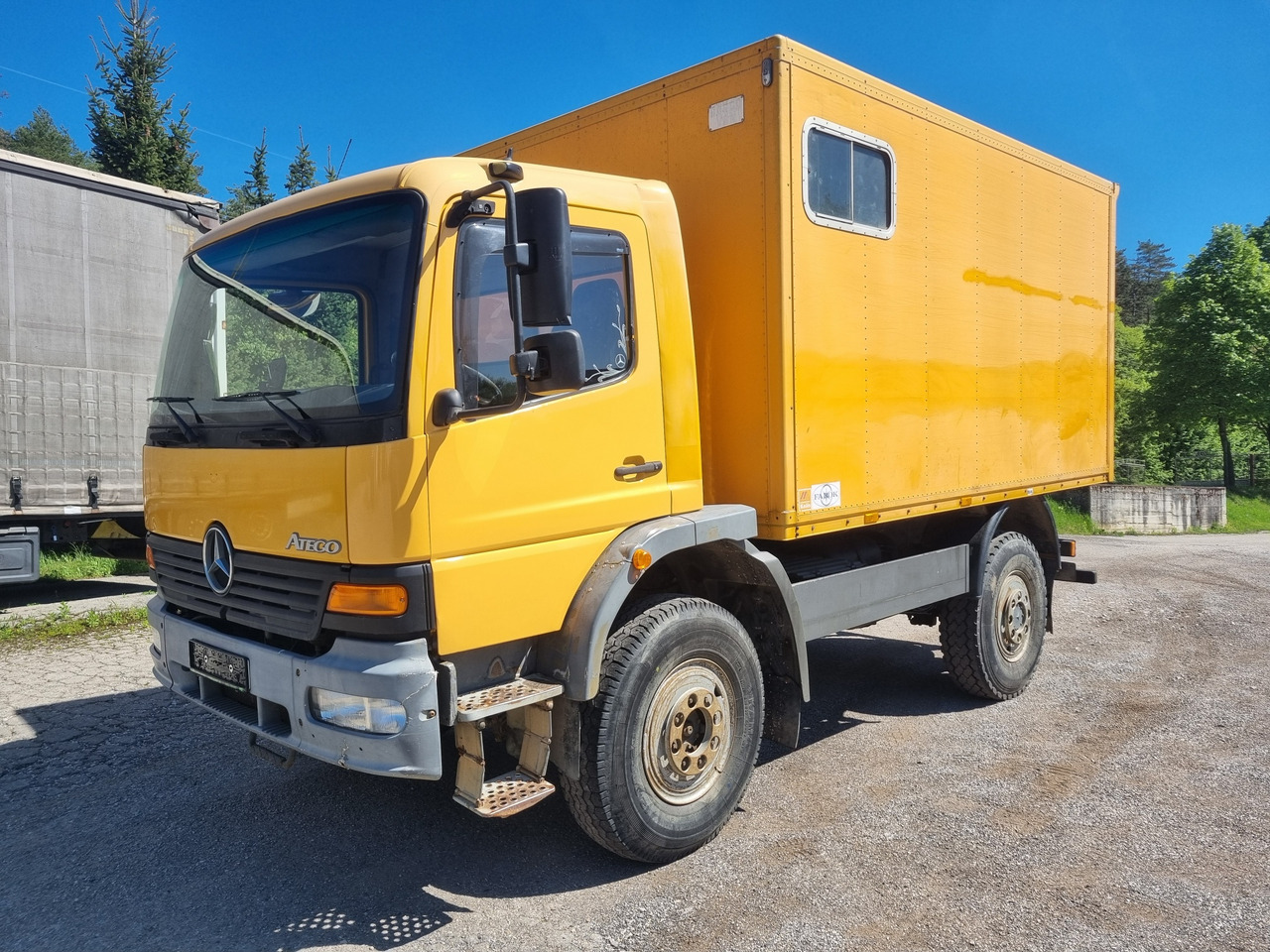 MERCEDES-BENZ ATEGO 1017 4x4 BOX + PTO - بصندوق مغلق شاحنة: صور 1 MERCEDES-BENZ ATEGO 1017 4x4 BOX + PTO - بصندوق مغلق شاحنة: صور 1
