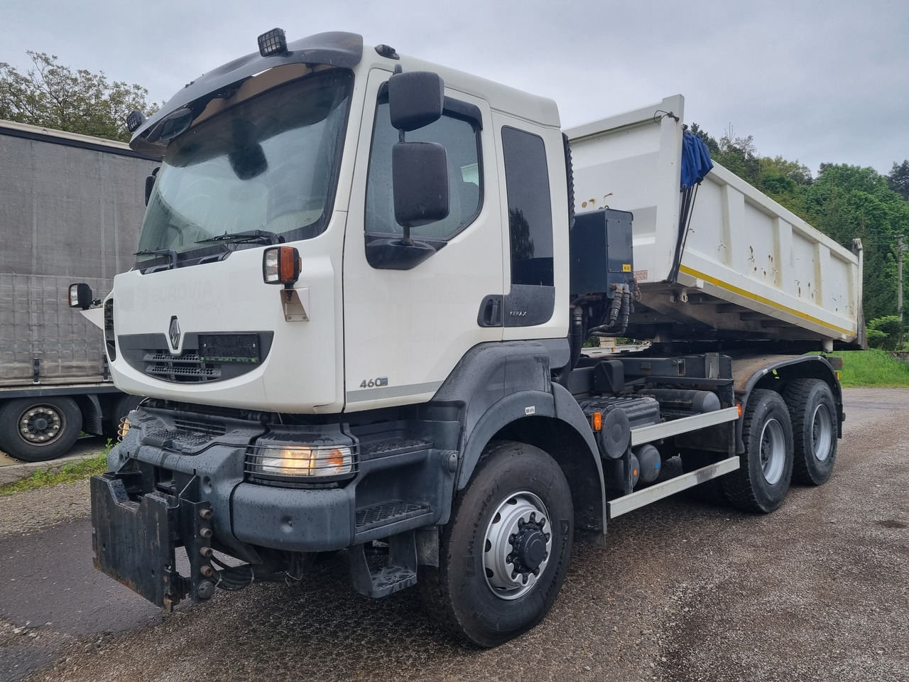 RENAULT KERAX 32.460 6x6 S1 sklápač EURO5 - قلابات: صور 1 RENAULT KERAX 32.460 6x6 S1 sklápač EURO5 - قلابات: صور 1