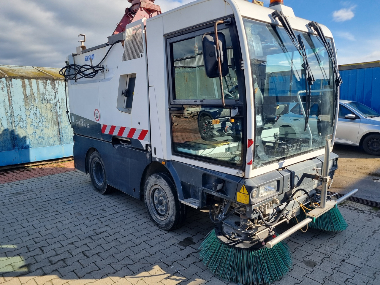 SCHMIDT Cleango compact sweeper 400 - سياره كنس شوارع: صور 1 SCHMIDT Cleango compact sweeper 400 - سياره كنس شوارع: صور 1