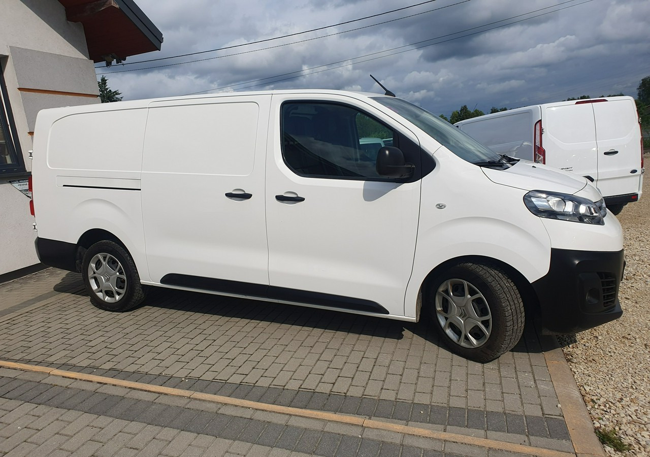 Opel Vivaro 2,0 Diesel | L3 H1 | Stan bdb *Long* - فان: صور 4 Opel Vivaro 2,0 Diesel | L3 H1 | Stan bdb *Long* - فان: صور 4
