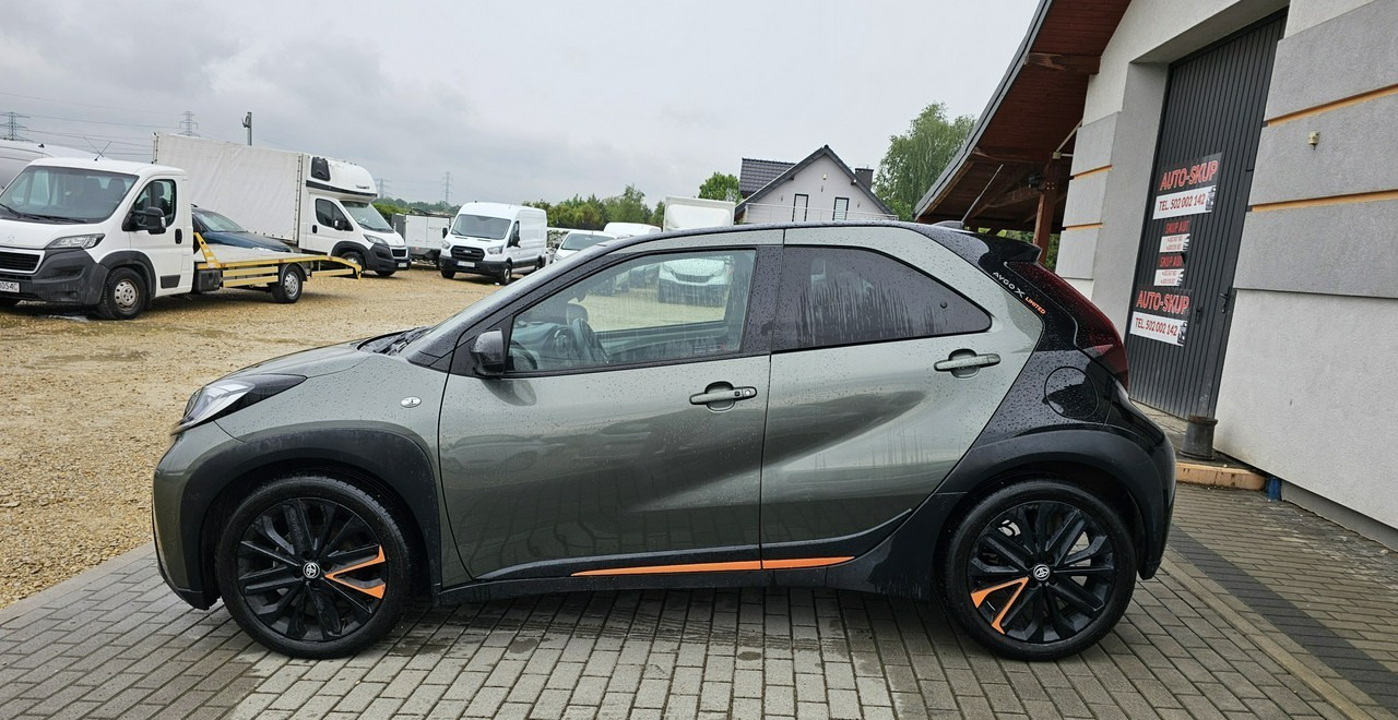 Toyota Aygo X Aygo x cross limited automat 25tyś - هاتشباك: صور 4 Toyota Aygo X Aygo x cross limited automat 25tyś - هاتشباك: صور 4