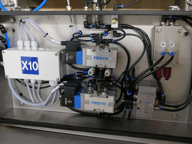 GEA paper interleaver PPI400 - آلة الغذاء: صور 3 GEA paper interleaver PPI400 - آلة الغذاء: صور 3