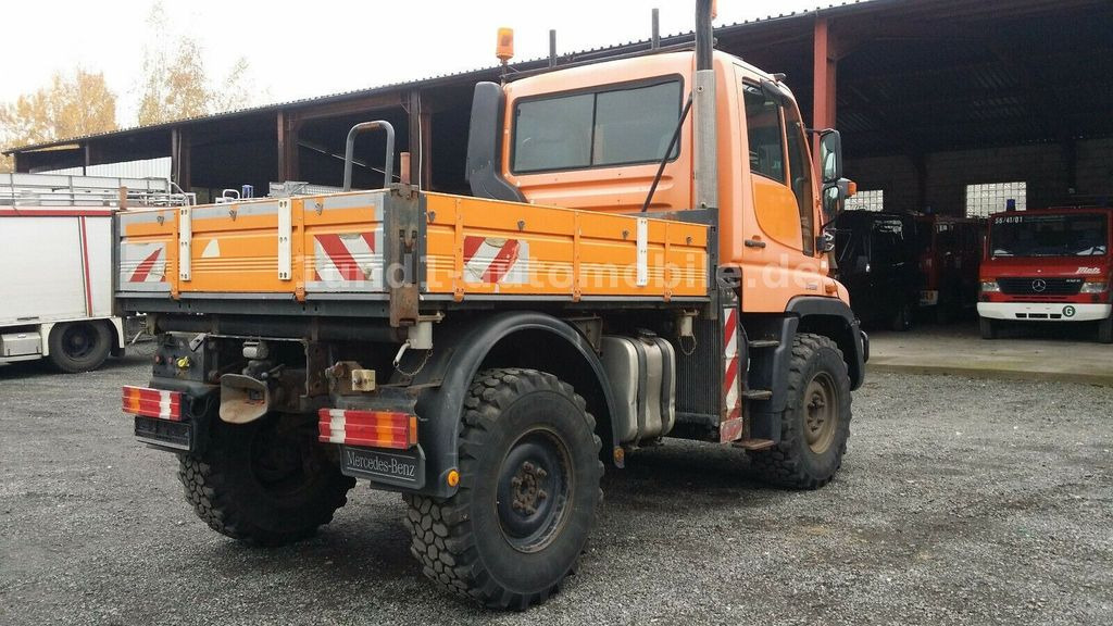 Mercedes-Benz Unimog U 300 Kipper Zugmaschine Kommunalhydraulik U 500 400 U 300 Kipper Zugmaschine Kommunalhydraulik U 500 400 - سيارة بلدية: صور 1 Mercedes-Benz Unimog U 300 Kipper Zugmaschine Kommunalhydraulik U 500 400 U 300 Kipper Zugmaschine Kommunalhydraulik U 500 400 - سيارة بلدية: صور 1