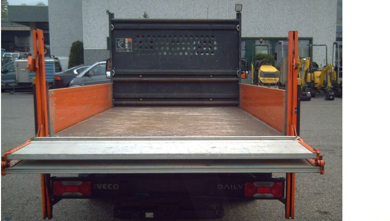 Iveco DAILYdaily 35-140 - الشاحنات الصغيرة المسطحة: صور 3 Iveco DAILYdaily 35-140 - الشاحنات الصغيرة المسطحة: صور 3