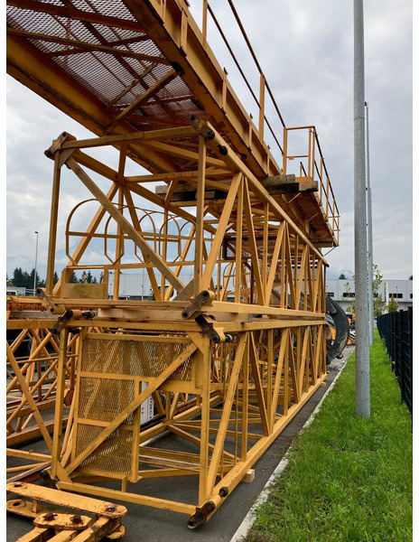 Liebherr 120HC towers - رافعة برجية: صور 1 Liebherr 120HC towers - رافعة برجية: صور 1
