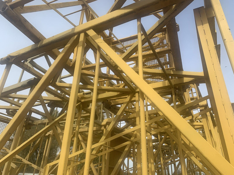 Liebherr 120HC - رافعة برجية: صور 3 Liebherr 120HC - رافعة برجية: صور 3