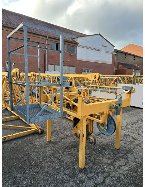 Liebherr 132EC-HM6, 60m jib, 2006yom - رافعة برجية: صور 3 Liebherr 132EC-HM6, 60m jib, 2006yom - رافعة برجية: صور 3