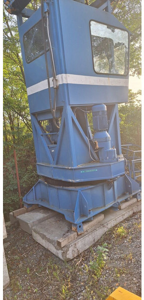 Liebherr 180EC-H, 40m jib, working condition - رافعة برجية: صور 1 Liebherr 180EC-H, 40m jib, working condition - رافعة برجية: صور 1