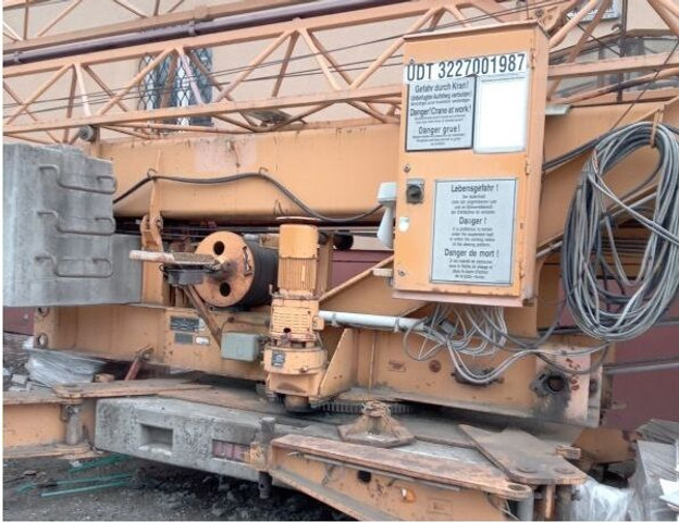 Liebherr 32K, 1992 yom, cabin stering, loco PL - رافعة برجية: صور 4 Liebherr 32K, 1992 yom, cabin stering, loco PL - رافعة برجية: صور 4