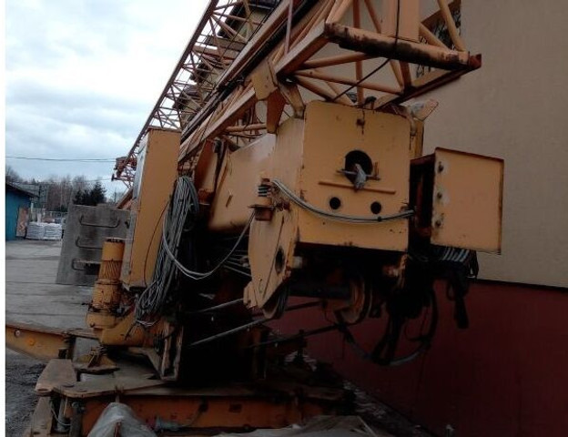 Liebherr 32K, 1992 yom, cabin stering, loco PL - رافعة برجية: صور 5 Liebherr 32K, 1992 yom, cabin stering, loco PL - رافعة برجية: صور 5
