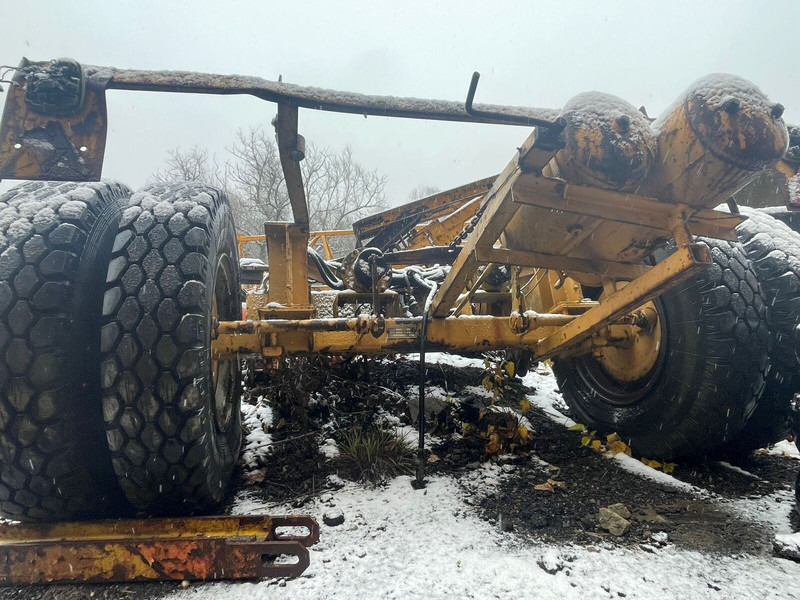 Liebherr 32K/35K/50K/63K axels + adapters TRA100KY1 /TRA120GY1 - رافعة برجية: صور 2 Liebherr 32K/35K/50K/63K axels + adapters TRA100KY1 /TRA120GY1 - رافعة برجية: صور 2